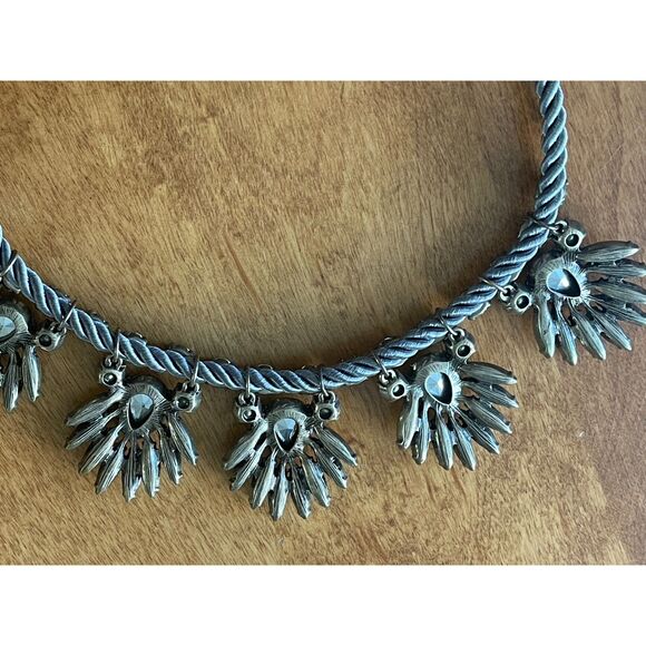 LOFT Rhinestone Bib Necklace Faceted Statement Brushed Silver Tone Ann Taylor 20 - Picture 7 of 9